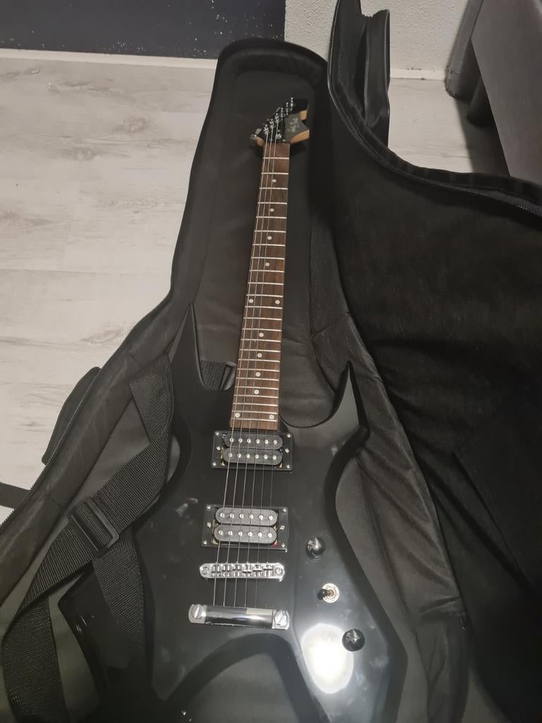 Harley benton wl-20bk rock series, Muziek en Instrumenten, Snaarinstrumenten | Gitaren | Elektrisch, Gebruikt, Met versterker