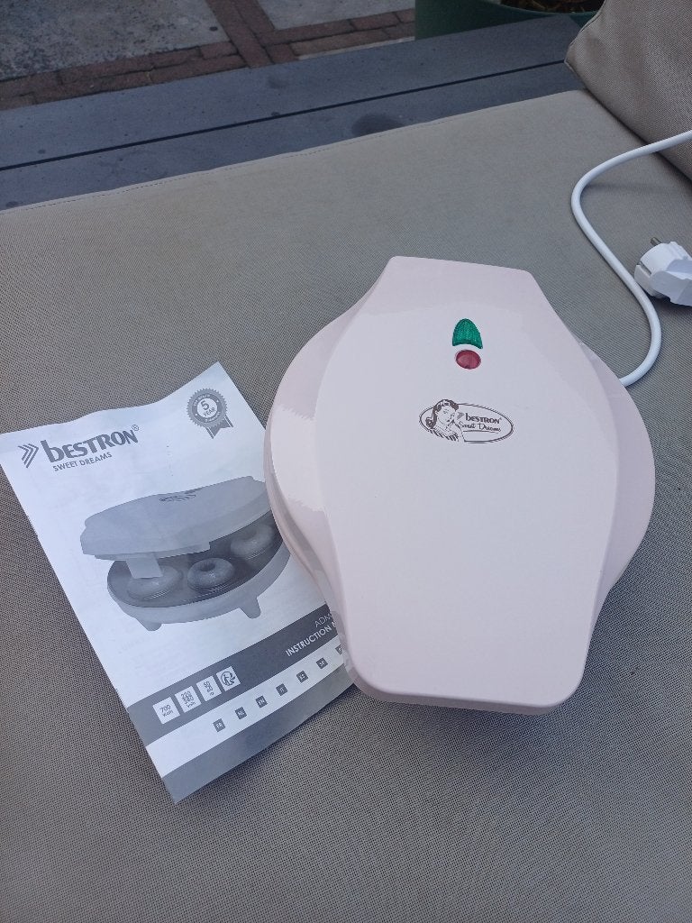 Donut maker, Ophalen, Zo goed als nieuw