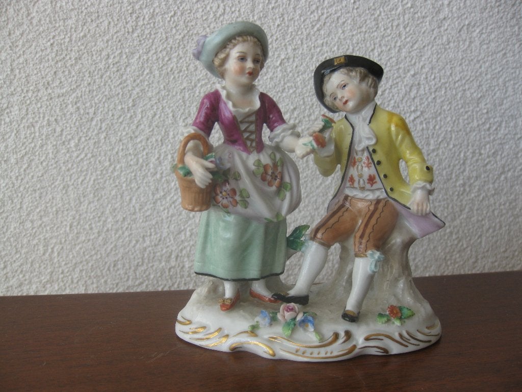 Sitzendorf, jaren 20. Porseleinen beeldje, handgeschilderd., Ophalen of Verzenden, Zo goed als nieuw, Mens
