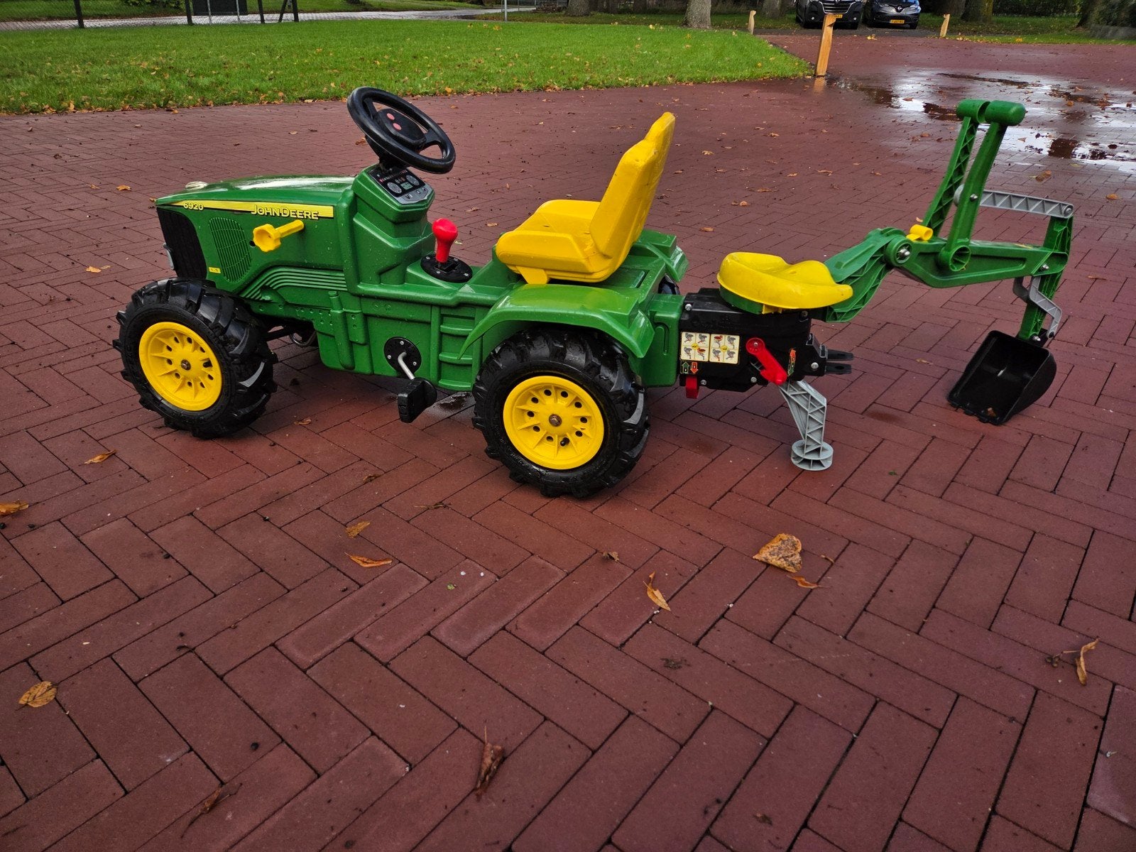 John Deere met voorlader, graafmachine en kieper, Ophalen, Gebruikt, Trapvoertuig