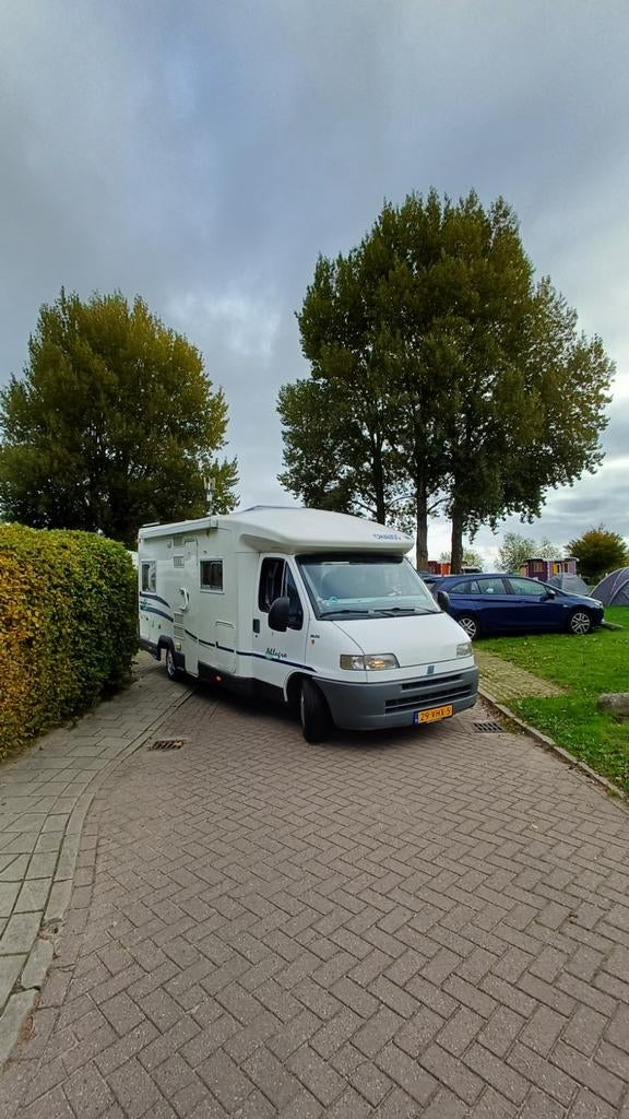 Fiat Chausson camper 4 personen met nieuwe APK, Caravans en Kamperen, Chausson, Particulier, Half-integraal, Tot en met 4