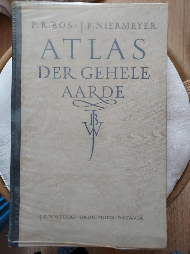 T.k.a. prachtige oude gebonden Atlas uit 1936., Ophalen, Overige atlassen, 1800 tot 2000, Wereld