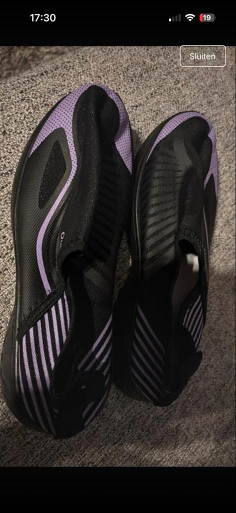 Zwarte waterschoenen met paarse accenten, Kleding | Dames, Schoenen, Ophalen of Verzenden, Nieuw, Zwart, Overige typen