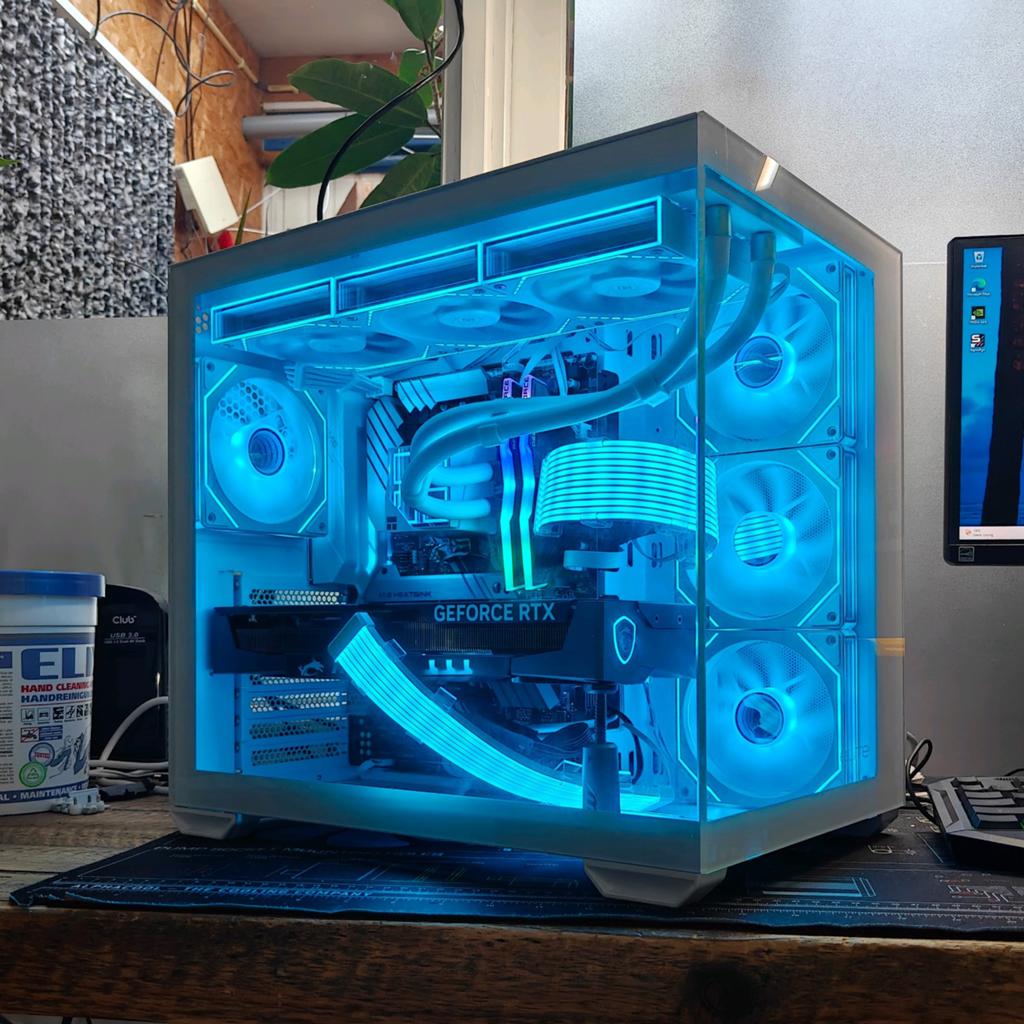 RTX 5070 Witte Game PC | Ryzen 9 5900x | 32GB DDR4 | RGB, 32 GB, Refurbished, Ophalen of Verzenden, AMD Ryzen 9