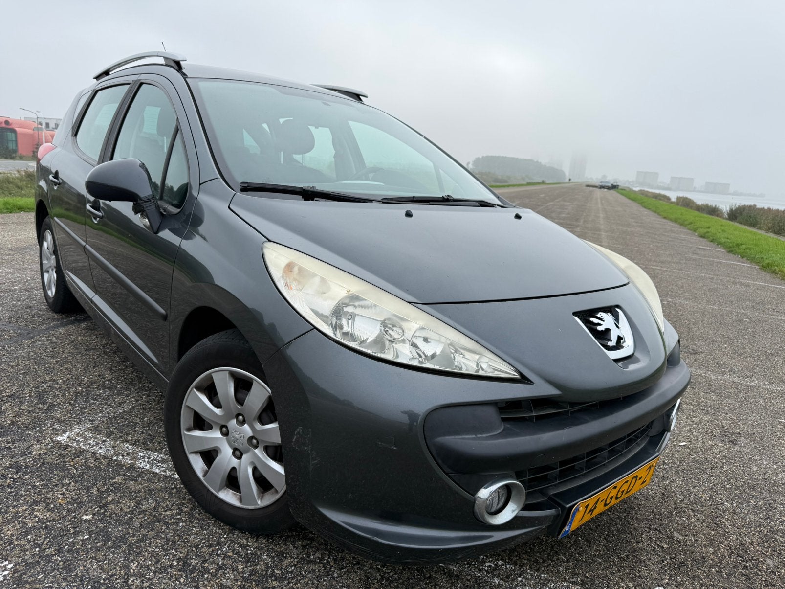 Peugeot 207 1.4 VTi/APK AUG 2027/AIRCO/PANORAMO/NAP, Stof, Origineel Nederlands, Handgeschakeld, Grijs