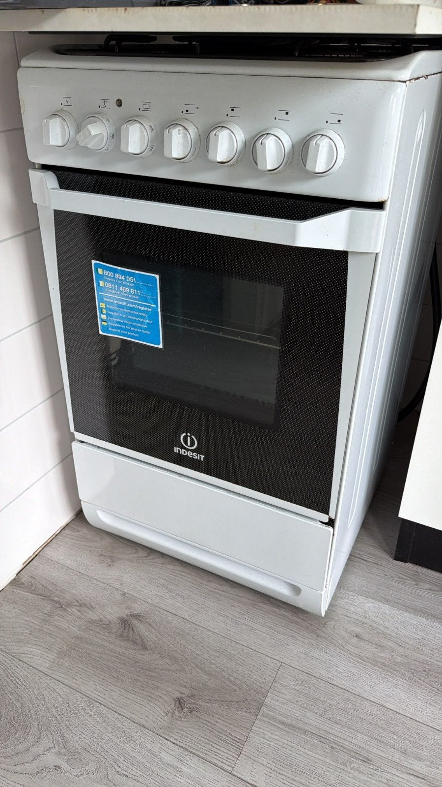 Gasfornuis / stove & electric oven (3 gas pits work), Ophalen, Vrijstaand, Gas, 4 kookzones