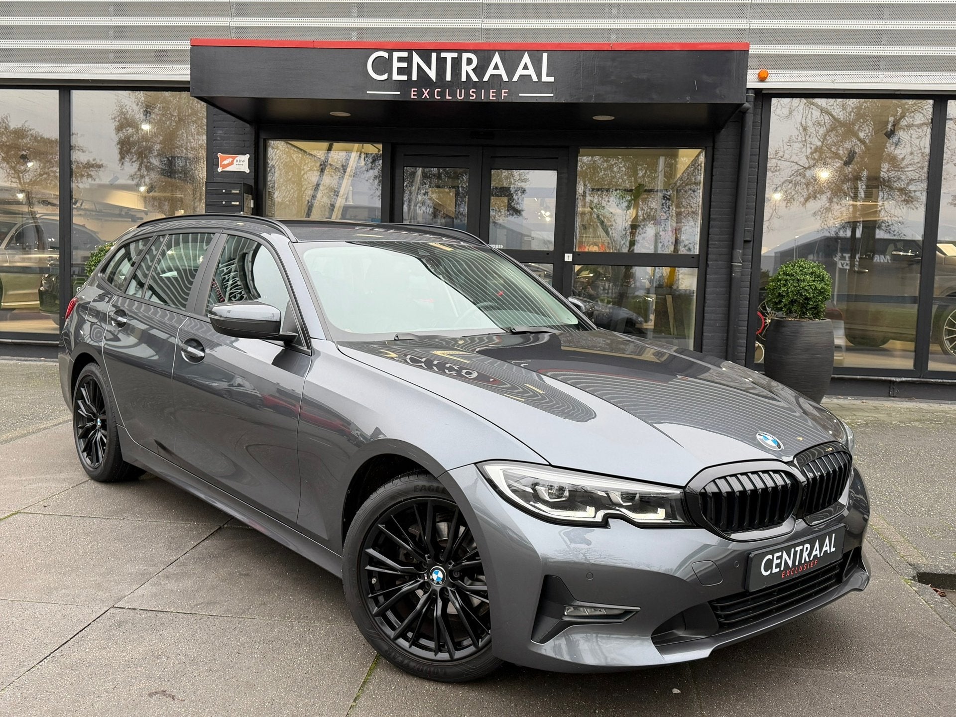 BMW 3-serie Touring 318i Business|Carplay|Pdc|Cruise Control, Automaat, 1998 cc, Gebruikt, Euro 6