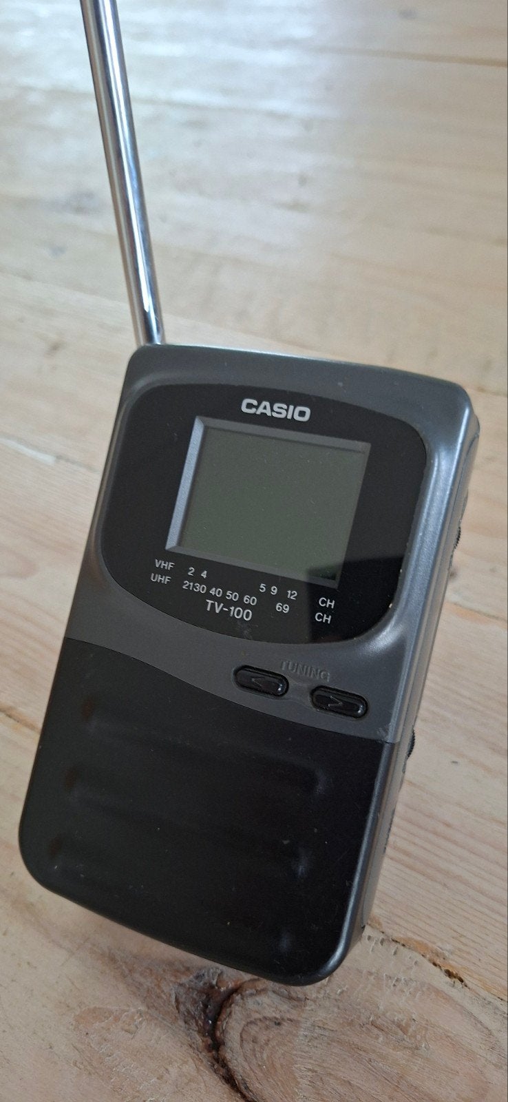 Casio TV-100 Retro Mini TV - Draagbare Collector's Item, Ophalen, Gebruikt, Minder dan 40 cm, Overige merken