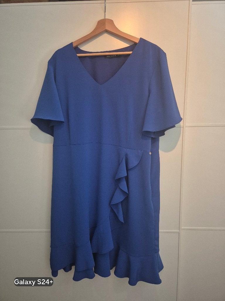 Kobaltblauwe jurk met ruches. Frank Walder, Blauw, Maat 46/48 (XL) of groter, Ophalen of Verzenden, Zo goed als nieuw
