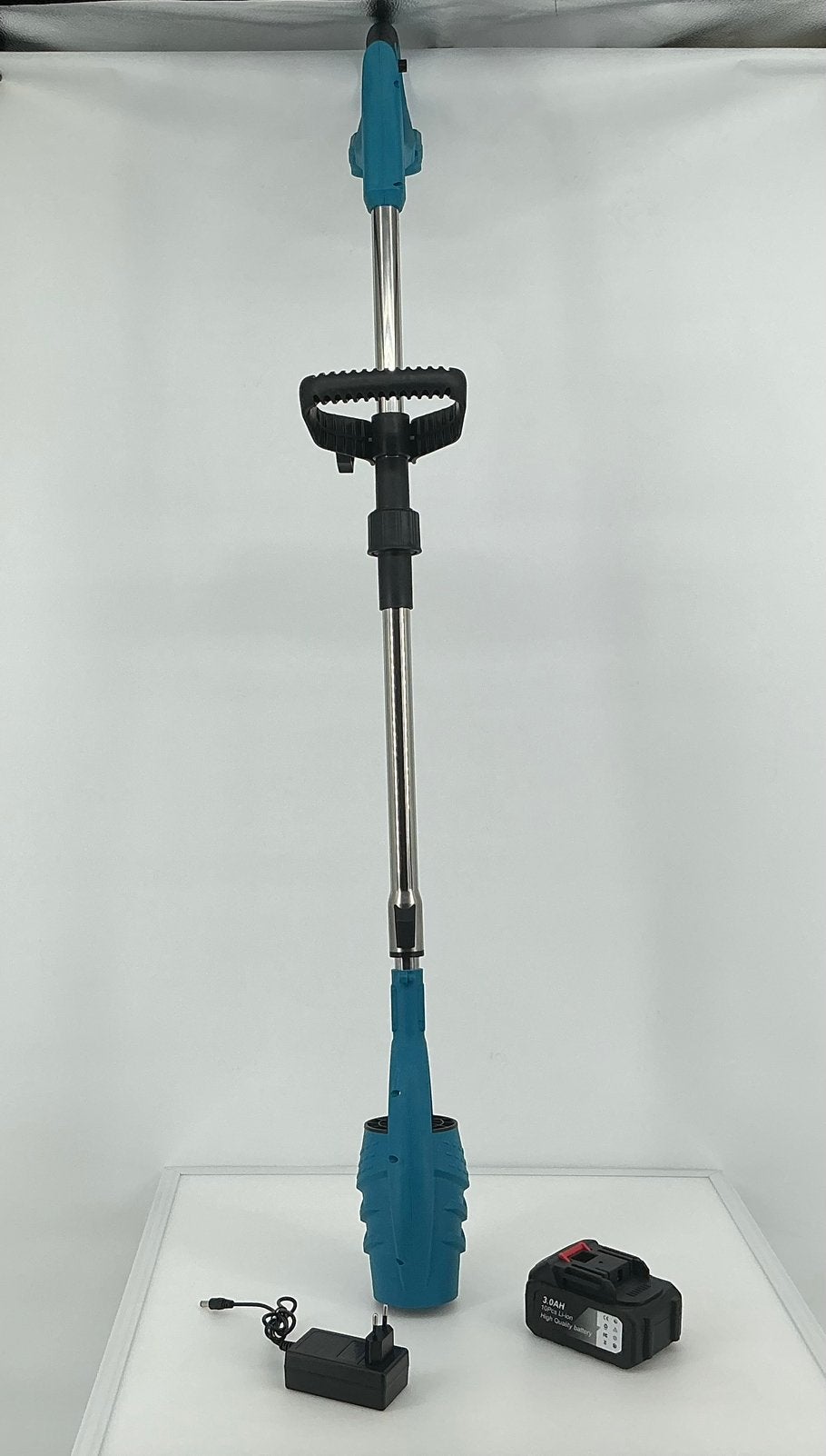 Bladblazer. Nieuw. Werkt op Makita18v LXT accu. € 39,95., Nieuw, Ophalen of Verzenden, Met opvangzak, Accu