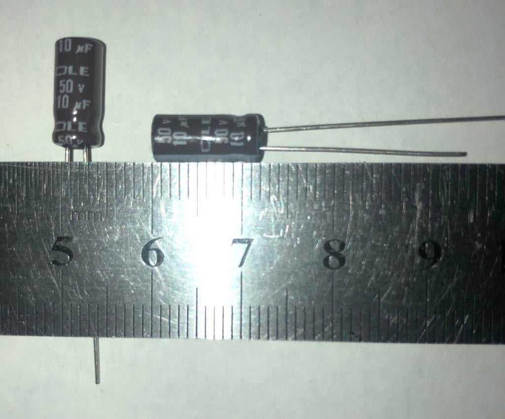 10 st 10uF 50v Chemi-Con LE serie, Ophalen of Verzenden, Nieuw