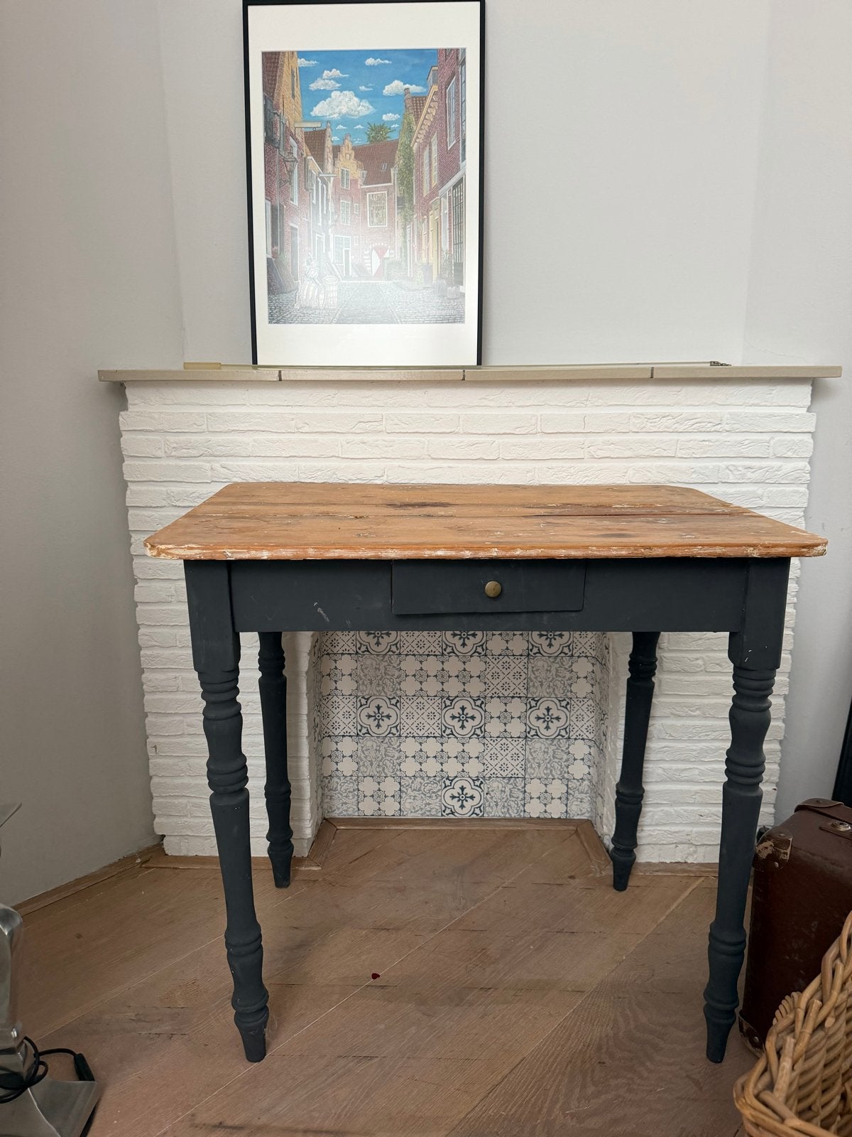 Antiek tafeltje met lade - Perfect voor bloemen en kaarsen, Antiek en Kunst, Ophalen
