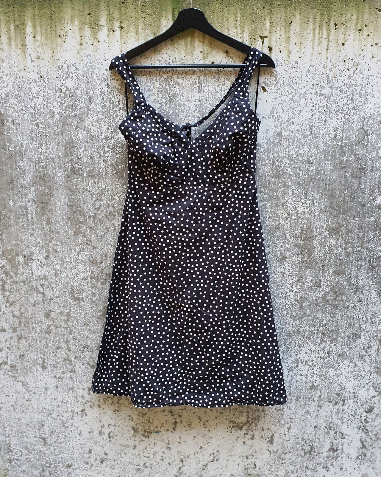WE zwart wit polkadot pinup halter v hals jurk maat 36, WE, Zwart, Ophalen of Verzenden, Zo goed als nieuw