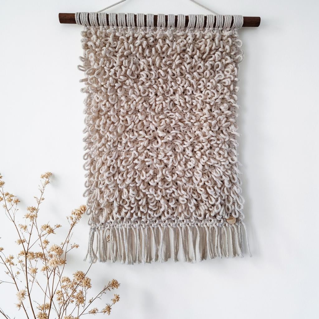 Macramé textuur wanddecoratie', nieuw, Huis en Inrichting, Beige, 47 cm, Nieuw, Ophalen of Verzenden