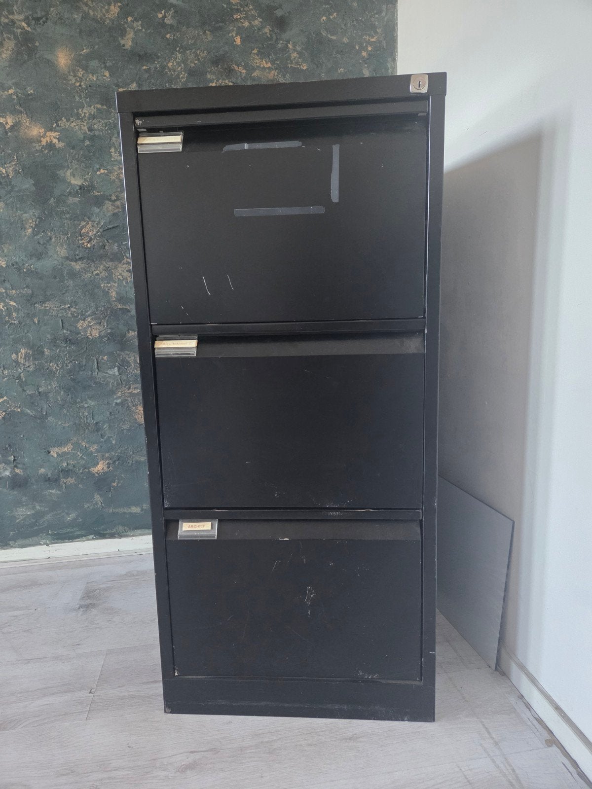 Zwart metalen archiefkast met 3 lades - 100x47x60 cm, Ophalen, Gebruikt, Industrieel