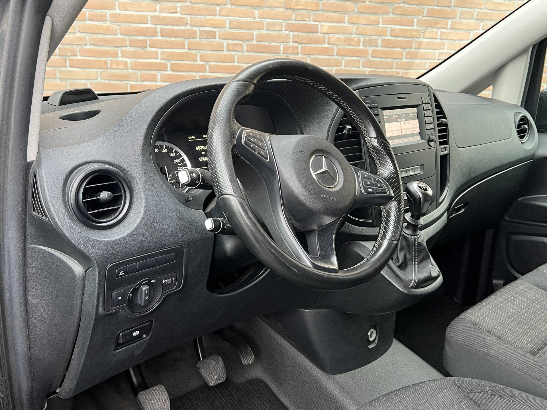 Mercedes-Benz Vito 116CDI 164PK Lang / Cruisecontrol / Airco, Gebruikt, Huisgarantie, Mercedes-Benz, Bedrijf