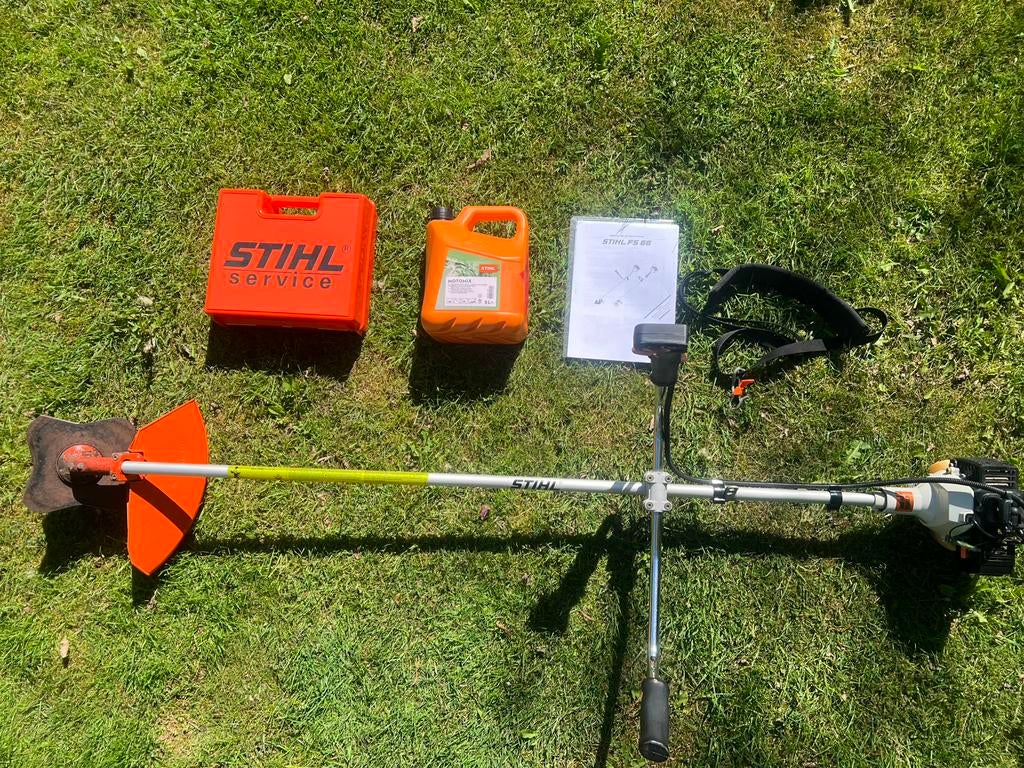 Krachtige Stihl FS66 bosmaaier compleet met toebehoren, Ophalen, Gebruikt, 30 tot 50 cm, Benzine