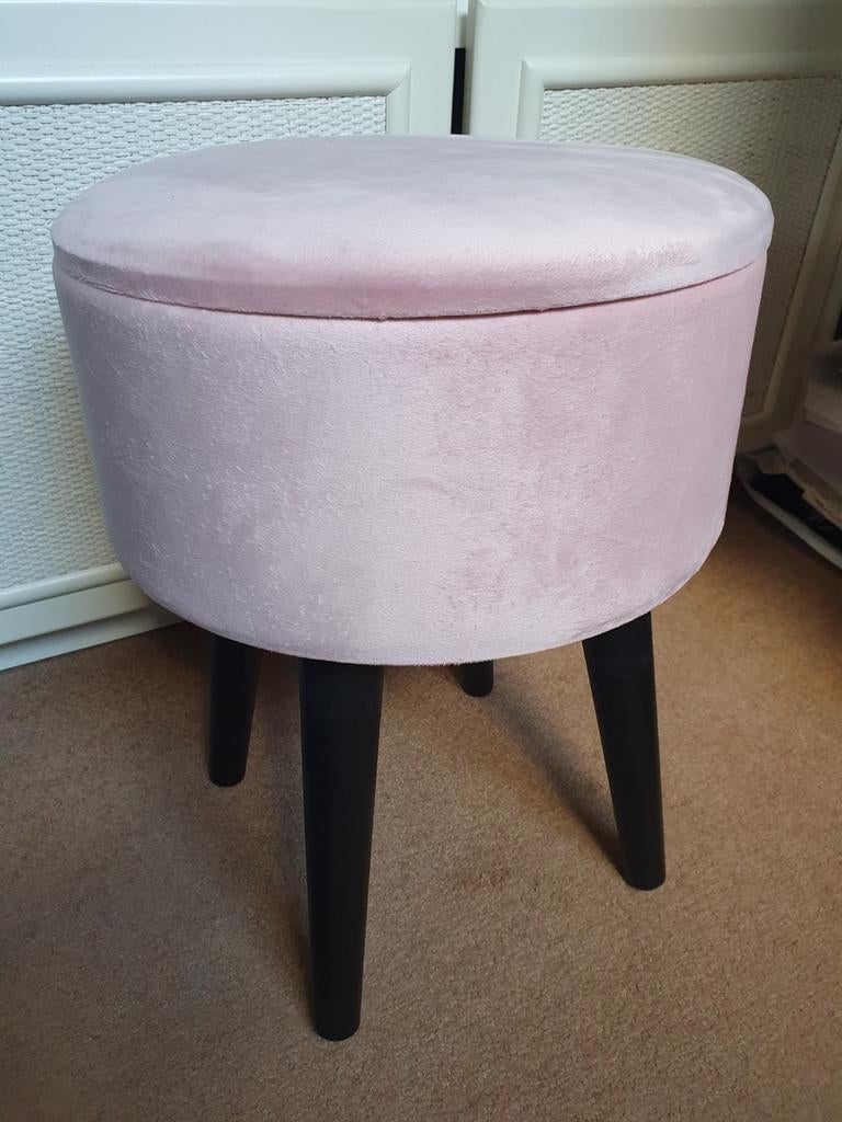 Nieuw roze opberg poef / krukje / bijzet tafel zwarte poten, Ophalen, Minder dan 50 cm, Rond, Minder dan 50 cm