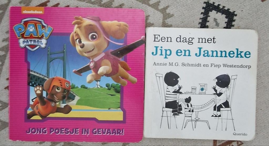 Paw Patrol: Jong Poesje in Gevaar! En Jip en Janneke, Fictie algemeen, Jongen of Meisje, Voorleesboek, 4 jaar