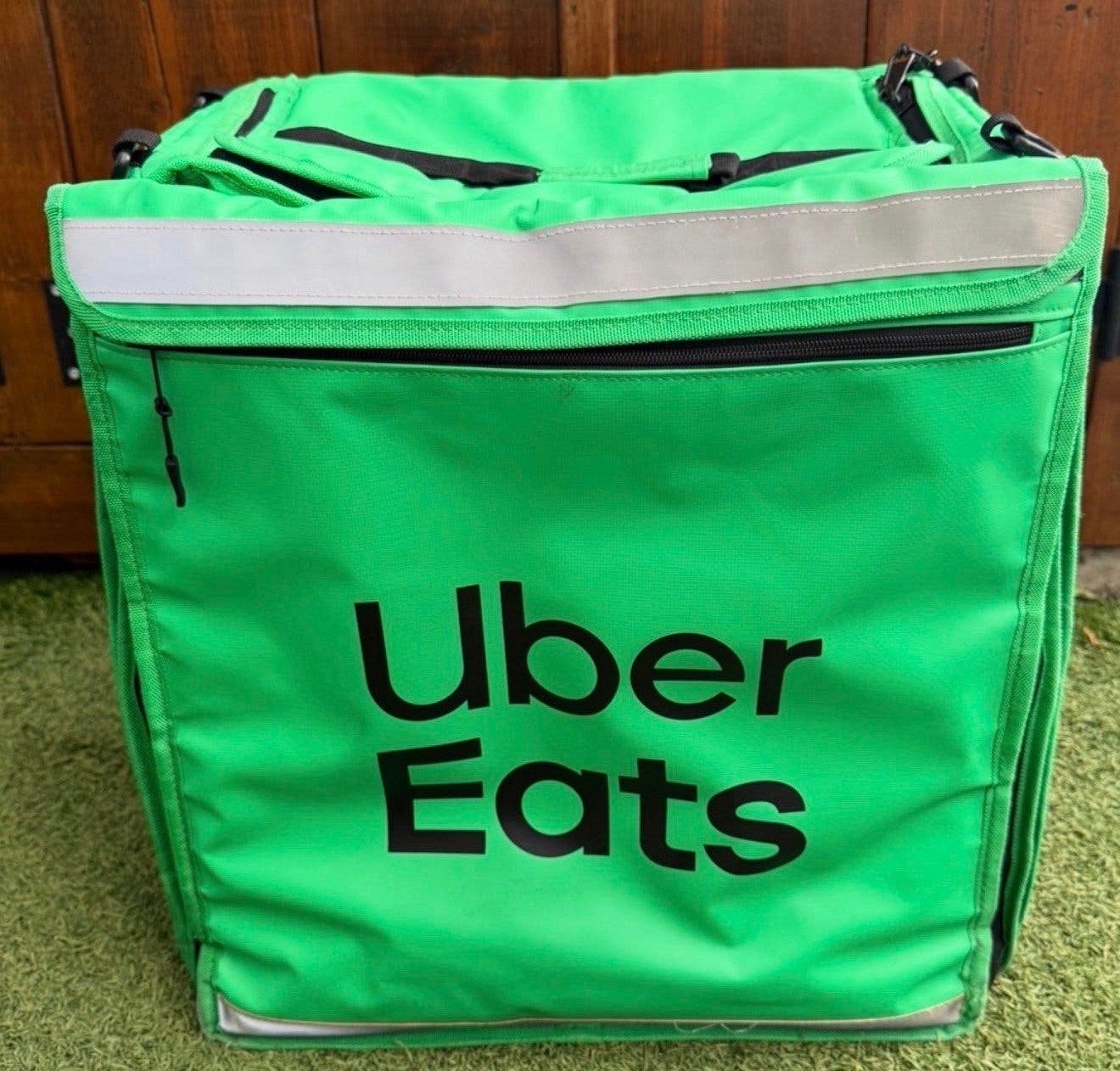 Uber Eats bezorgtas - Groen, zo goed als nieuw, 40 cm of meer, Ophalen of Verzenden, Zo goed als nieuw, Waterdicht
