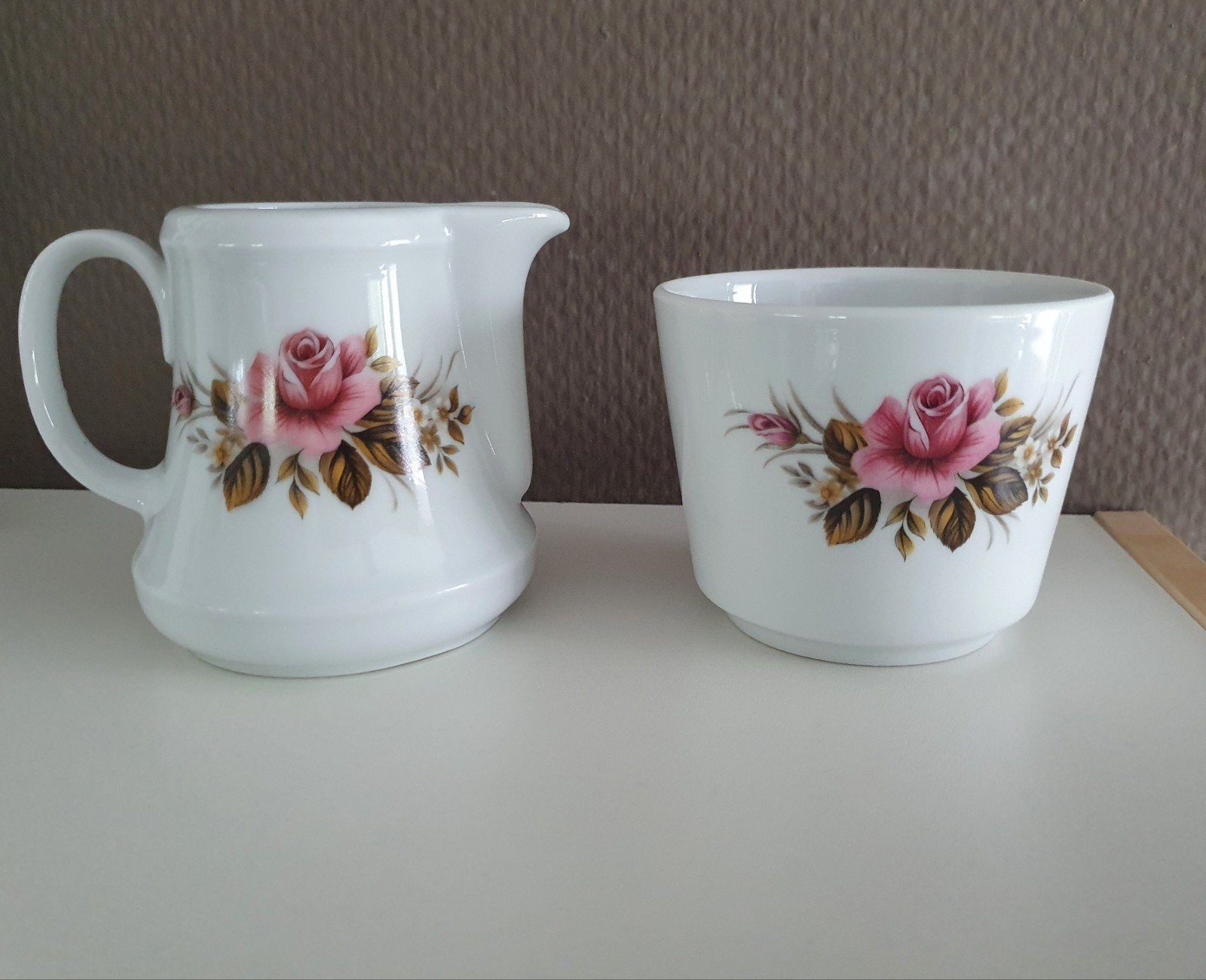 Royal Schwabap melkkan en suikerpot met rozen decor, Ophalen of Verzenden