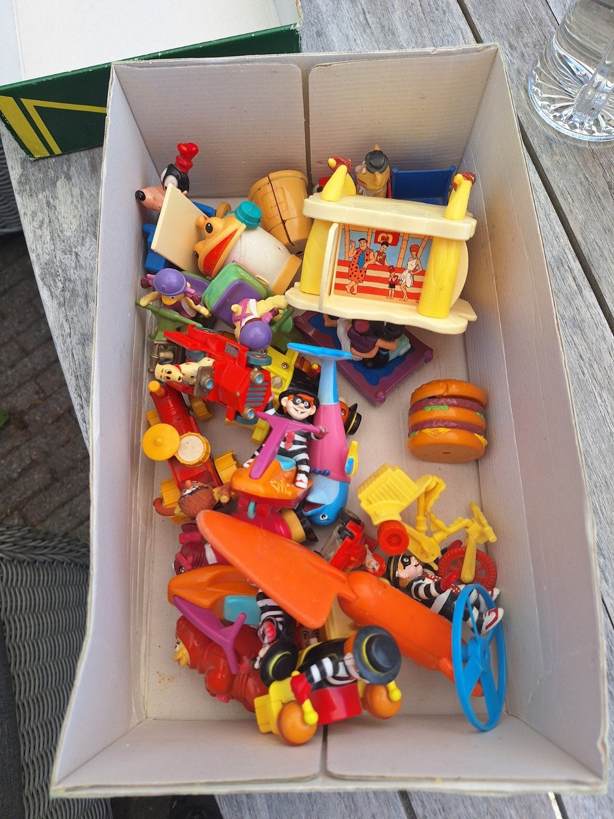 Grote doos met diverse McDonald's Happy Meal speeltjes, Ophalen of Verzenden, Gebruikt, Jongen of Meisje
