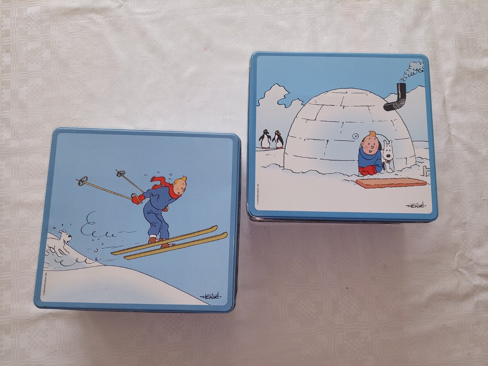 Set van 2 Kuifje blikken - Delacre koekblikken, Ophalen of Verzenden, Gebruikt, Overige