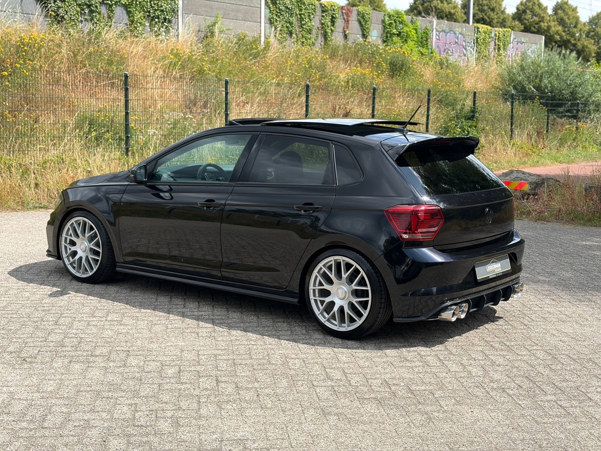 Volkswagen Polo 1.0 TSI R - LINE I PANO I LED I VIRTUAL DASH, Auto's, Volkswagen, Voorwielaandrijving, Gebruikt, 95 pk, 1055 kg