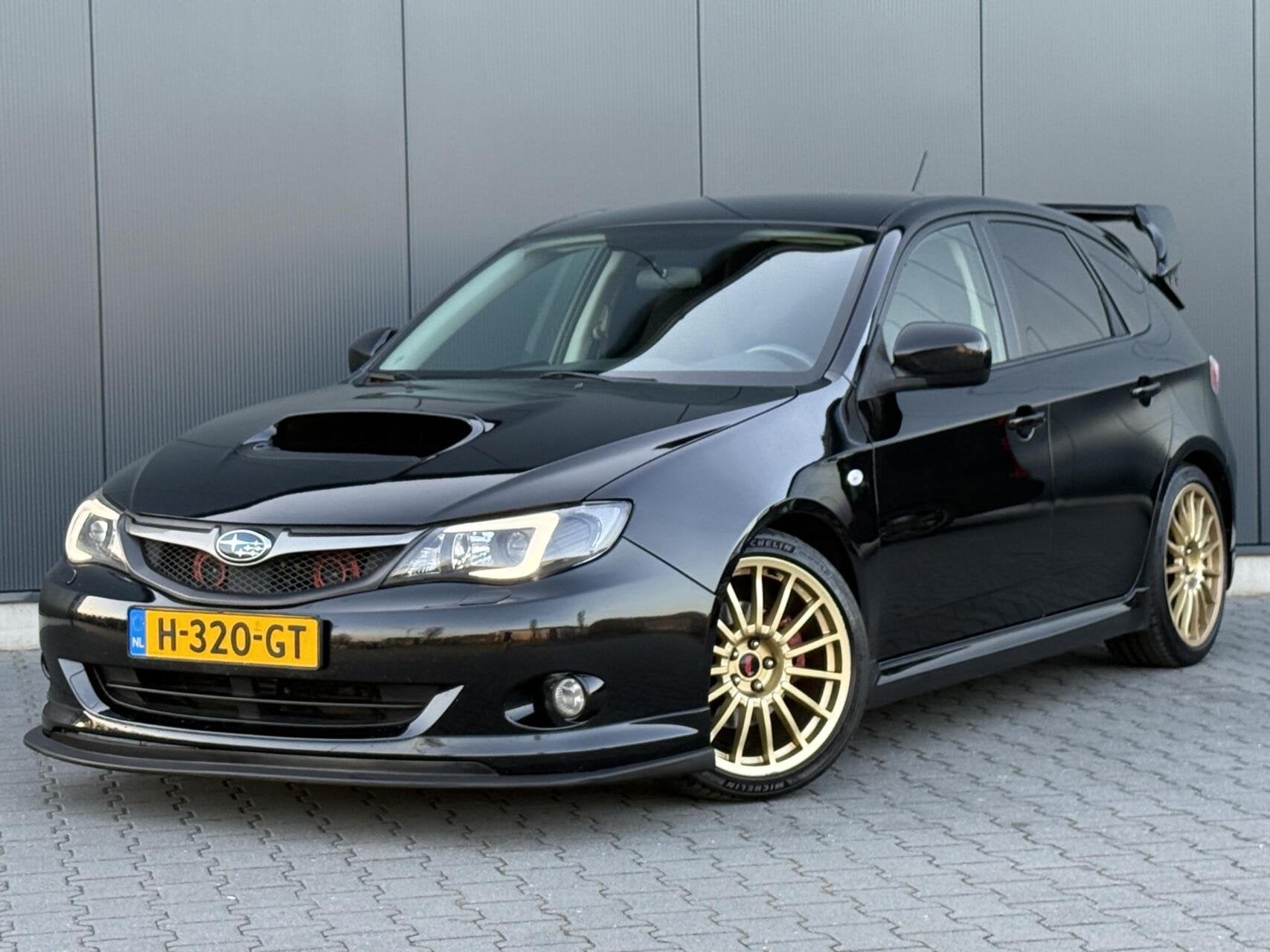 Subaru Impreza 2.5 WRX 230+ PK - HKS - Gereviseerd - Liefheb, Auto's, 230 pk, Stof, Gebruikt, Zwart