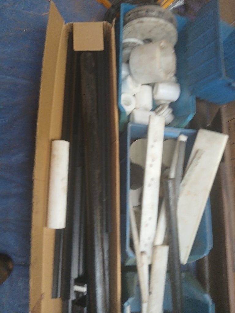 Kunststoffen in een partij en wat platen en stukken pertinax, Doe-het-zelf en Verbouw, Metalen, Ophalen of Verzenden, Zo goed als nieuw