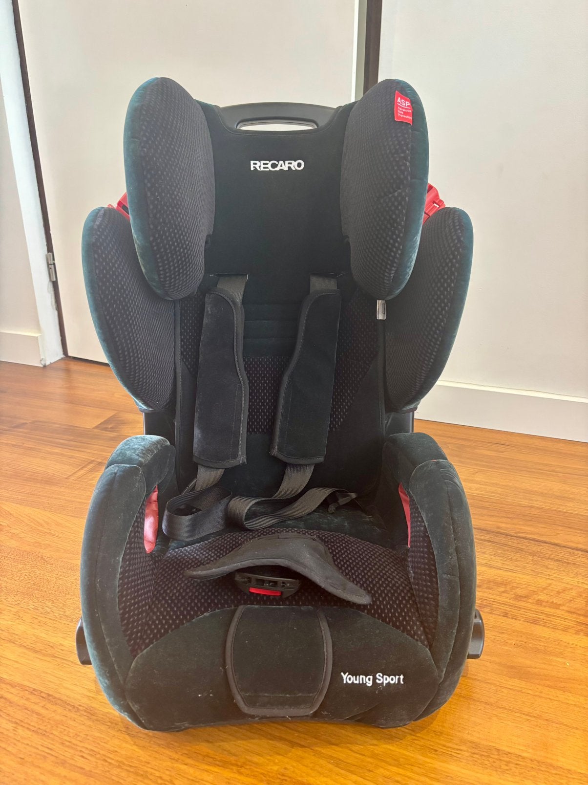 Recaro autostoel - zo goed als nieuw, Kinderen en Baby's, Autostoeltjes, Autogordel, 15 t/m 36 kg, Zijbescherming, Zo goed als nieuw