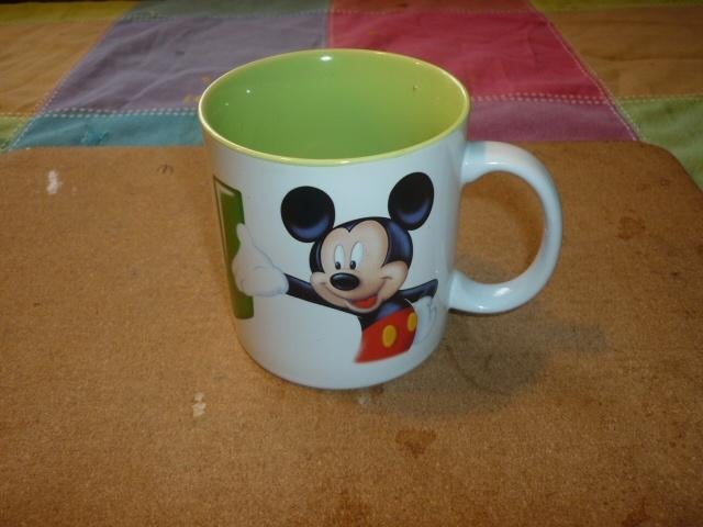 Mooie Mickey Mouse mok in zeer goede staat, Ophalen of Verzenden, Zo goed als nieuw, Overige stijlen, Kop(pen) en/of Schotel(s)