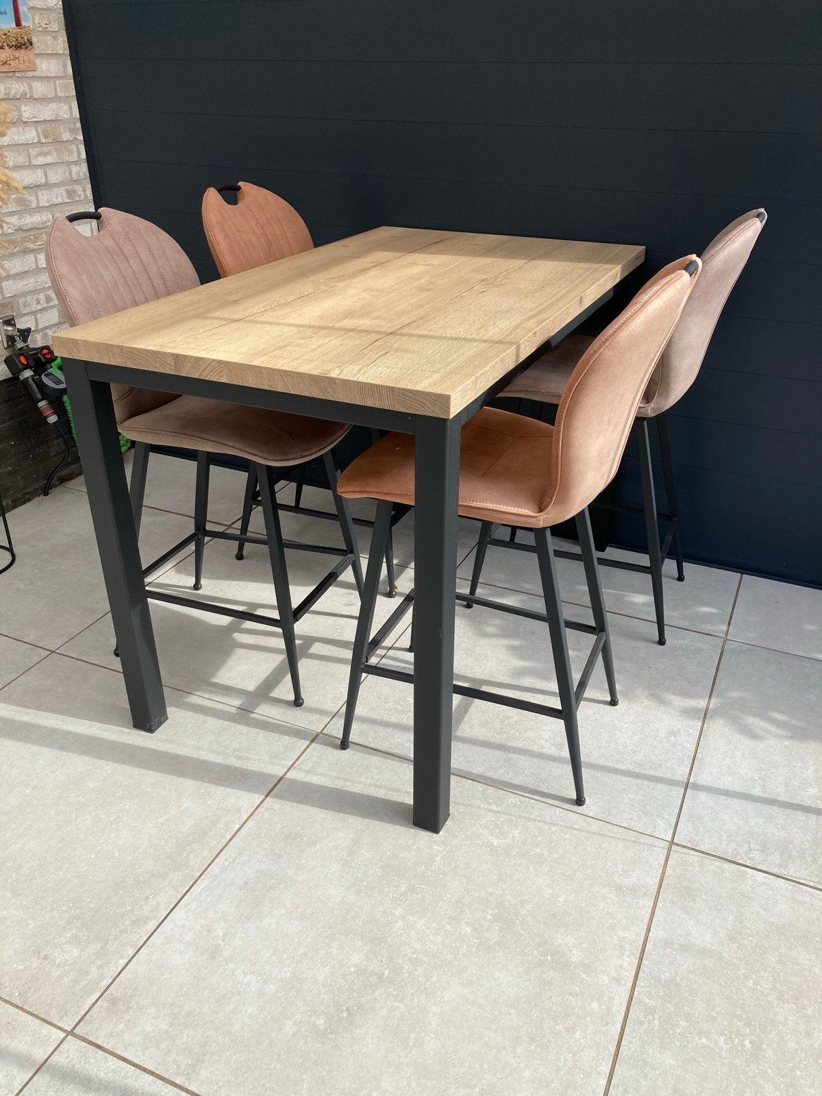Bartafel met 4 barkrukken - Zo goed als nieuw, Ophalen, Zo goed als nieuw
