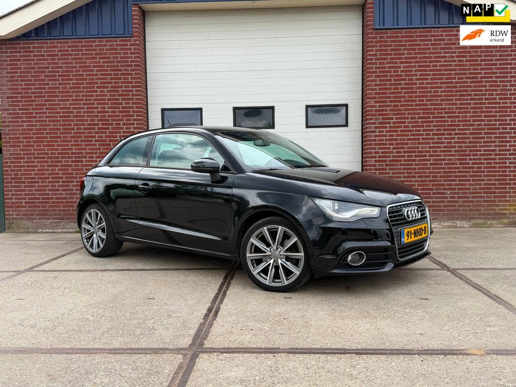 Audi A1 1.4 TFSI Ambition Pro Line Business Xenon PDC Navi, Voorwielaandrijving, Euro 5, Stof, Automatische klimaatregeling