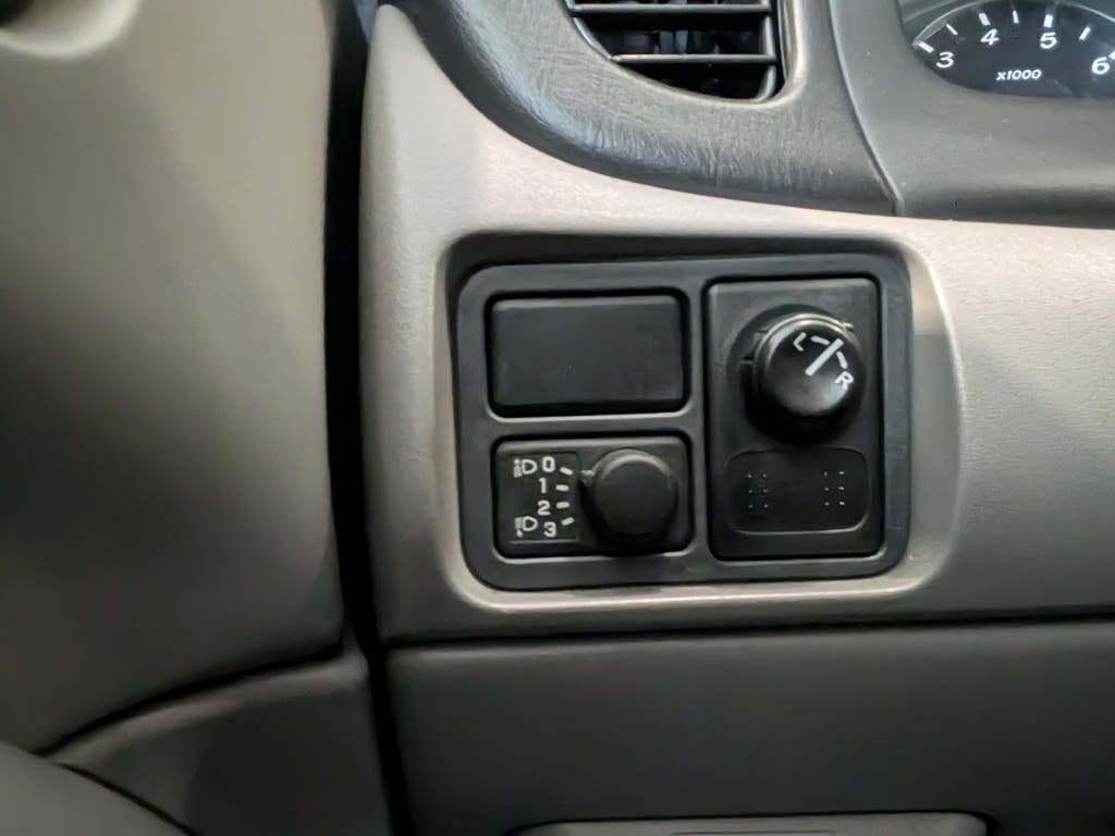 Nissan Almera 1.5 Luxury Airco, Trekhaak, Stuurbekrachtiging, foto 10