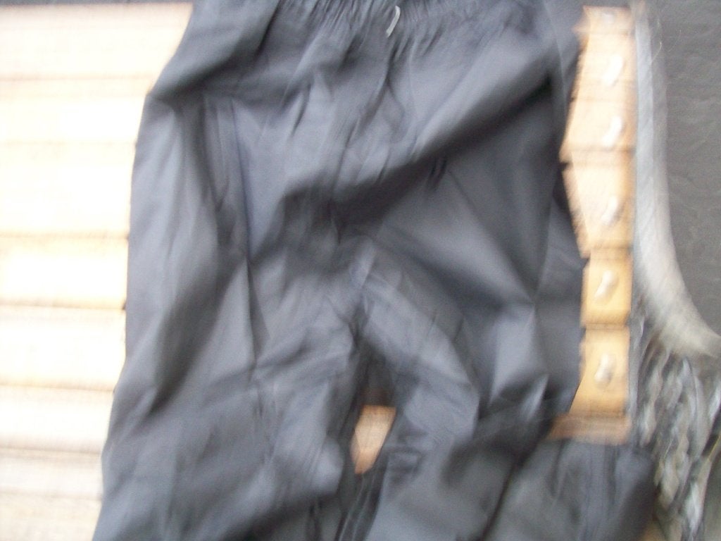 Gratis afhalen: AGU regenbroek maat M, Ophalen, Gebruikt, Bovenkleding