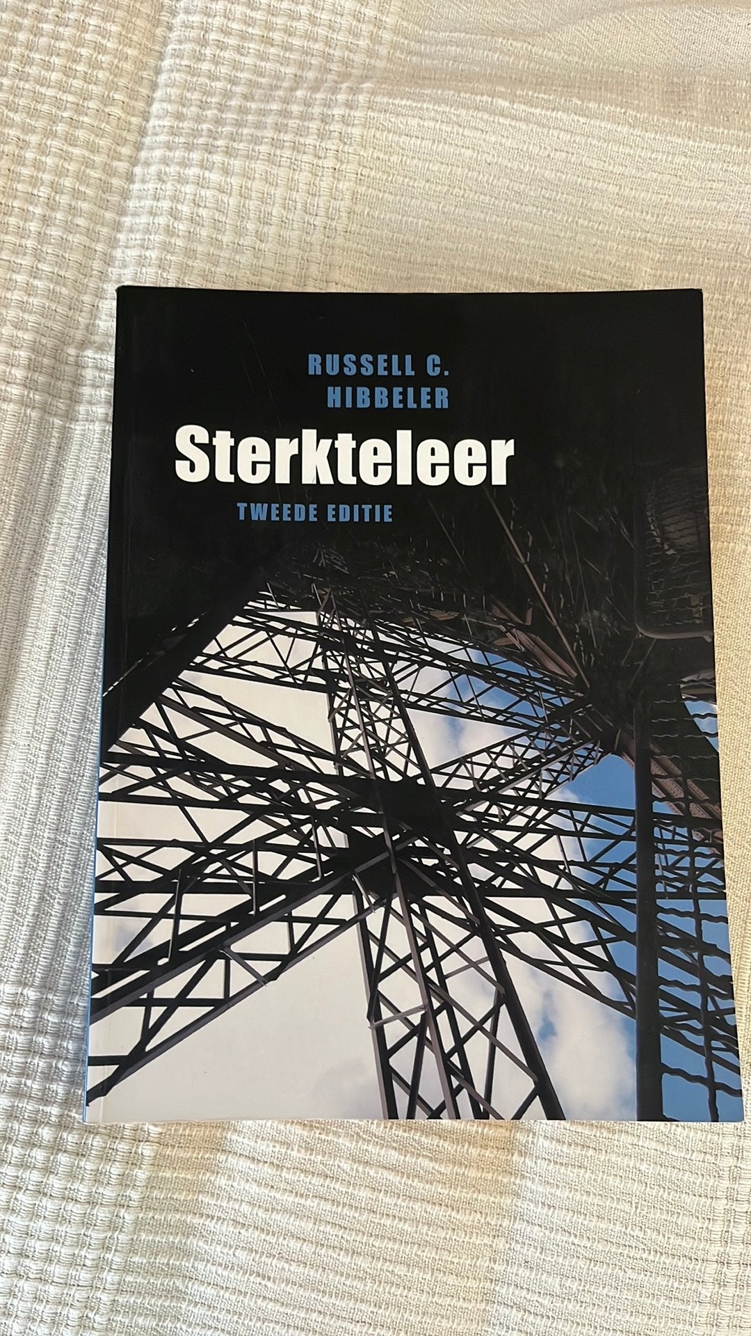 R.C. Hibbeler - Sterkteleer (2e editie), Boeken, R.C. Hibbeler, Ophalen of Verzenden, Zo goed als nieuw, Nederlands