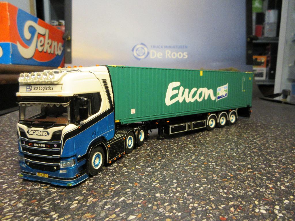WSI Scania BD Logistics met certificaat, Hobby en Vrije tijd, Modelauto's | 1:50, Ophalen of Verzenden, Nieuw, Bus of Vrachtwagen