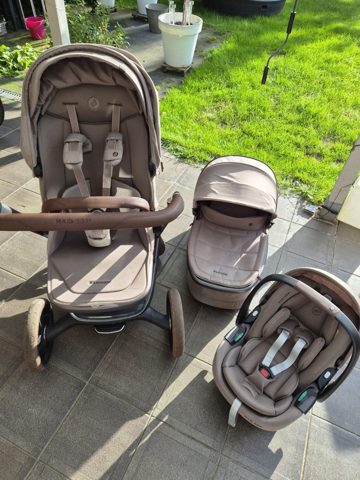 Maxi cosi Fame twillic truffle, Kinderen en Baby's, Kinderwagens en Combinaties, Ophalen of Verzenden, Zo goed als nieuw