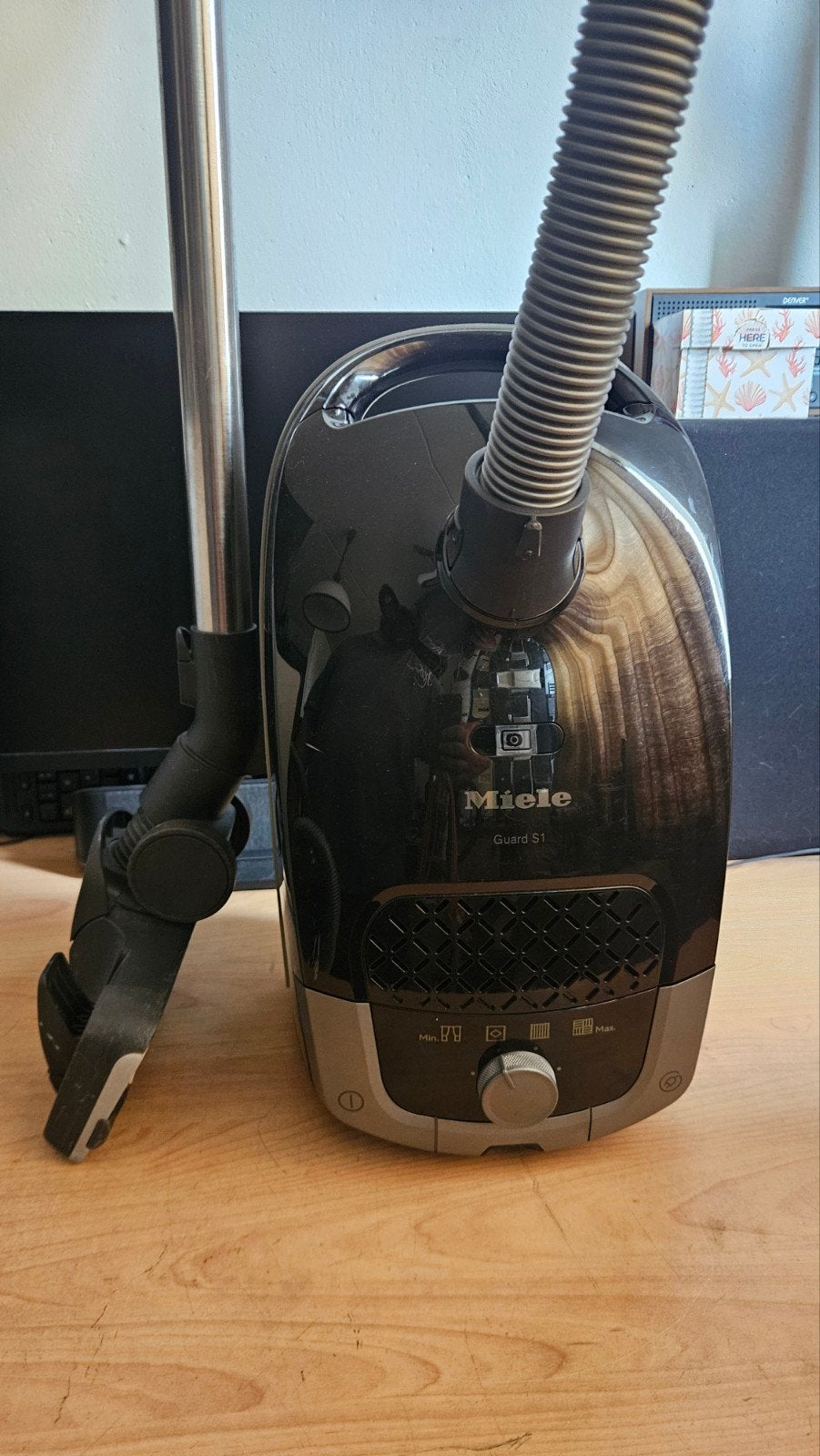 Krachtige Miele Guard S1 Powerline stofzuiger met stofzak, Stofzak, Ophalen of Verzenden, Zo goed als nieuw, Miele