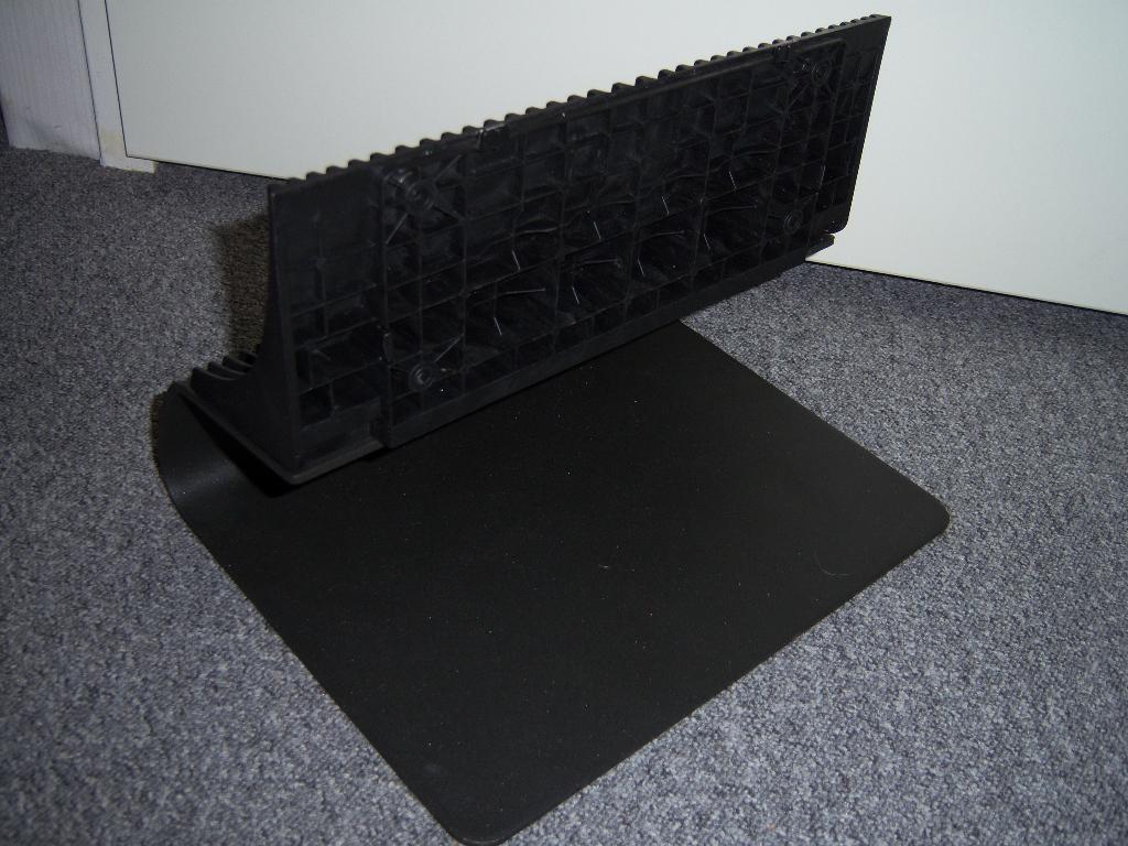 Grote en kleine TV standaard / houder / cover stand top, Ophalen of Verzenden, Zo goed als nieuw
