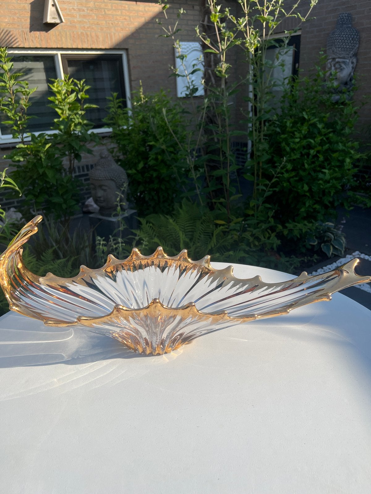 Decoratieve glazen schaal met gouden rand, Antiek en Kunst, Antiek | Glas en Kristal, Ophalen of Verzenden