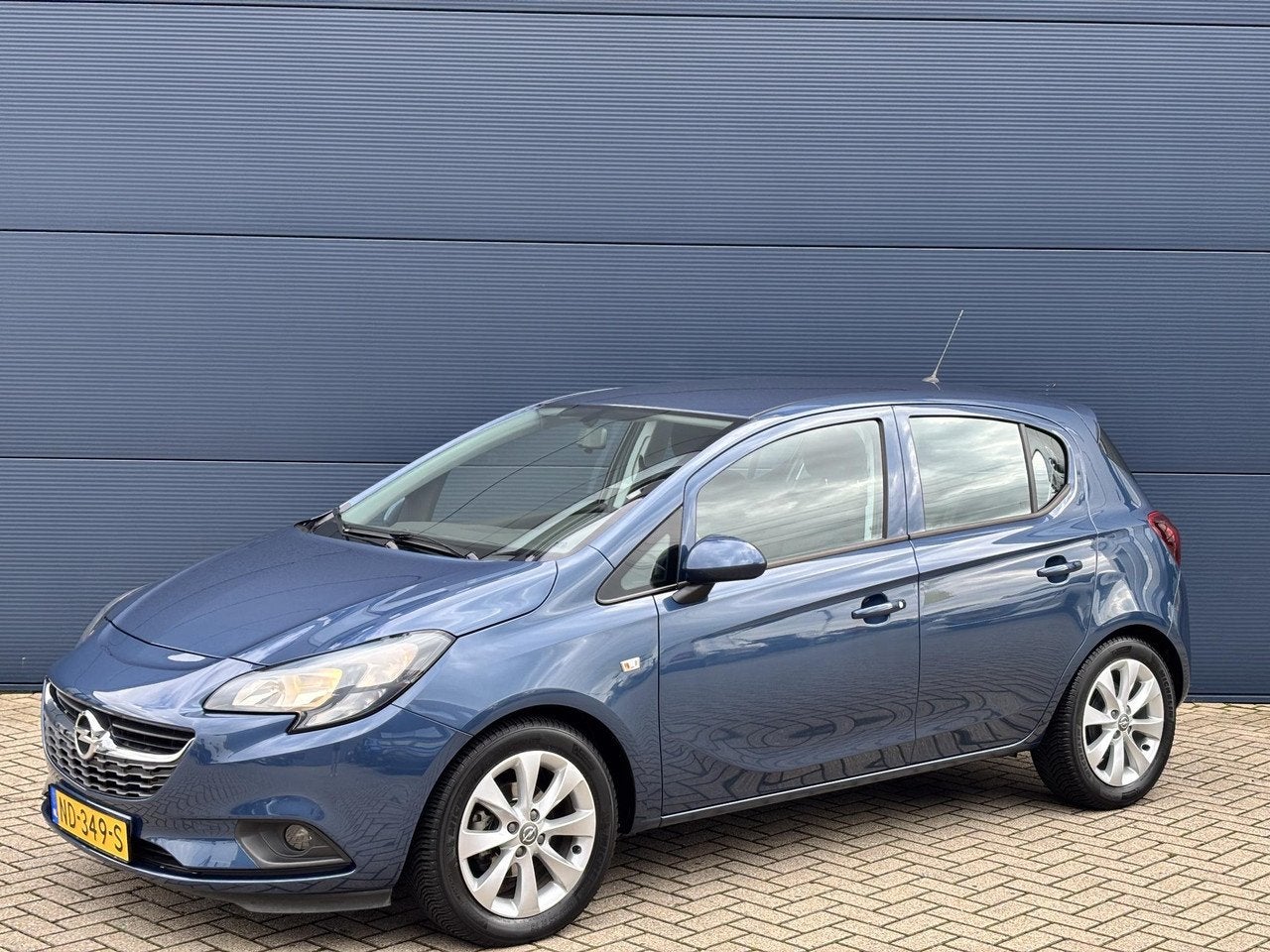 Opel Corsa 1.4 Edition | Stoelverwarming | Airco | Bluetooth, Auto's, Gebruikt, 1398 cc, 4 cilinders, 49 €/maand