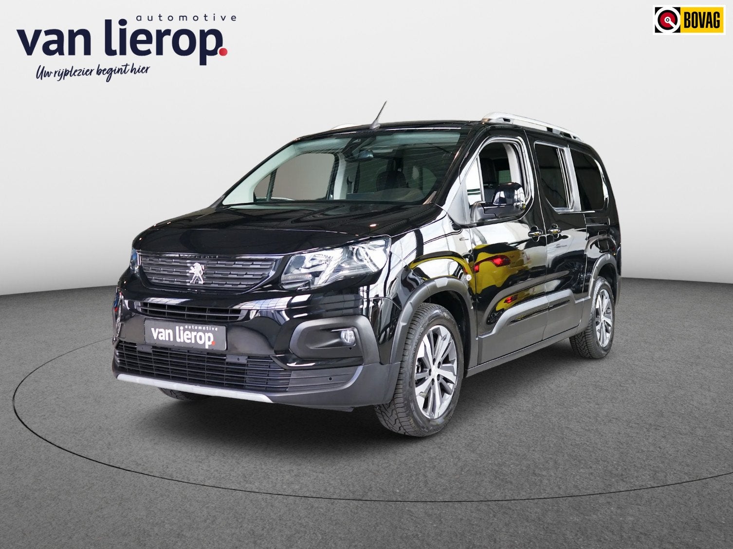 Peugeot Rifter Long 1.2 Puretech Long GT-Line 7p.|TREKH|NAVI, Stof, Gebruikt, 1199 cc, Zwart