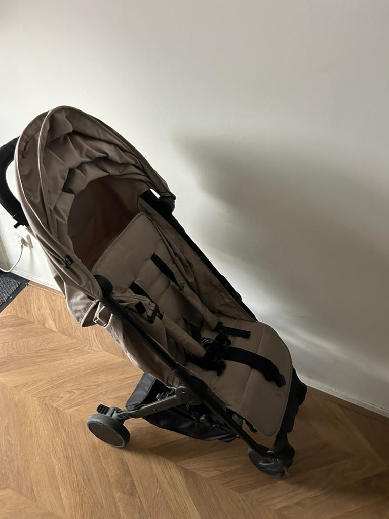 Elodie Mondo buggy MOET NU WEG, Ophalen, Zo goed als nieuw