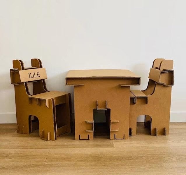 Kartent - Kartonnen kindertafel en stoelenset nieuw in doos, Ophalen, Nieuw