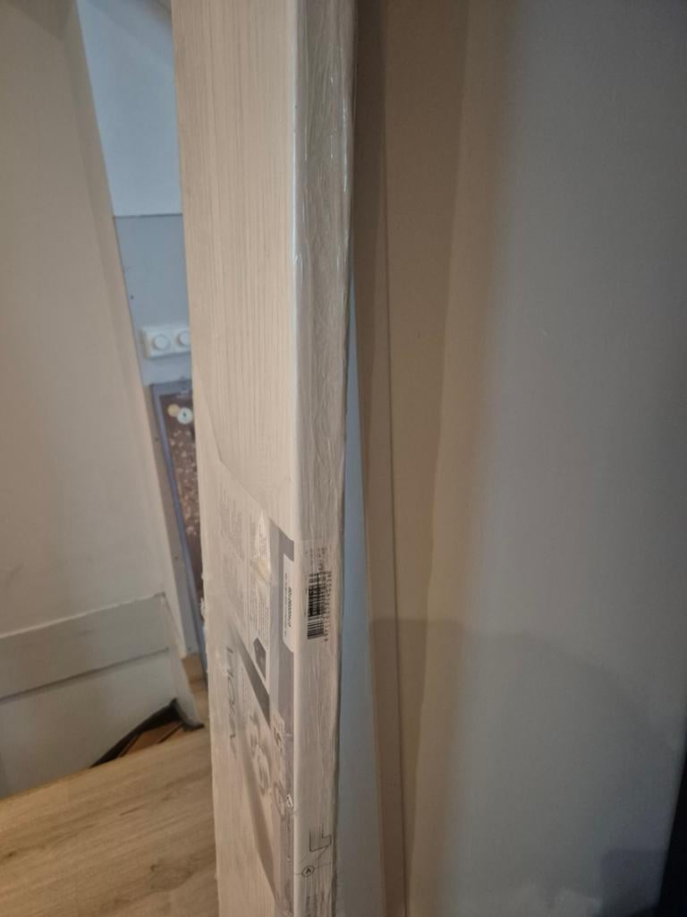 Nieuwe witte vensterbank 205x30cm met melamine toplaag, Doe-het-zelf en Verbouw, Hout en Planken, Ophalen, Nieuw, 200 tot 250 cm