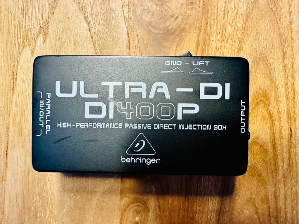 Behringer Ultra‑DI DI400P – Passive DI Box, Muziek en Instrumenten, Effecten, Ophalen of Verzenden, Zo goed als nieuw