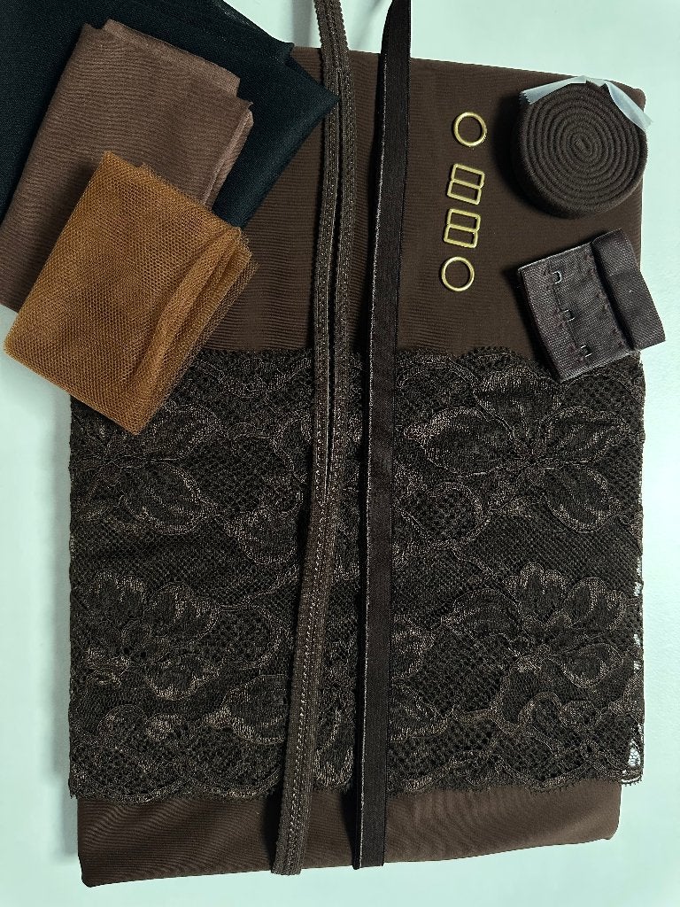 NR28 MOCHA LACE  LINGERIE COMPL. PAKKET REKBAAR KANT, Ophalen of Verzenden, Nieuw, Kant