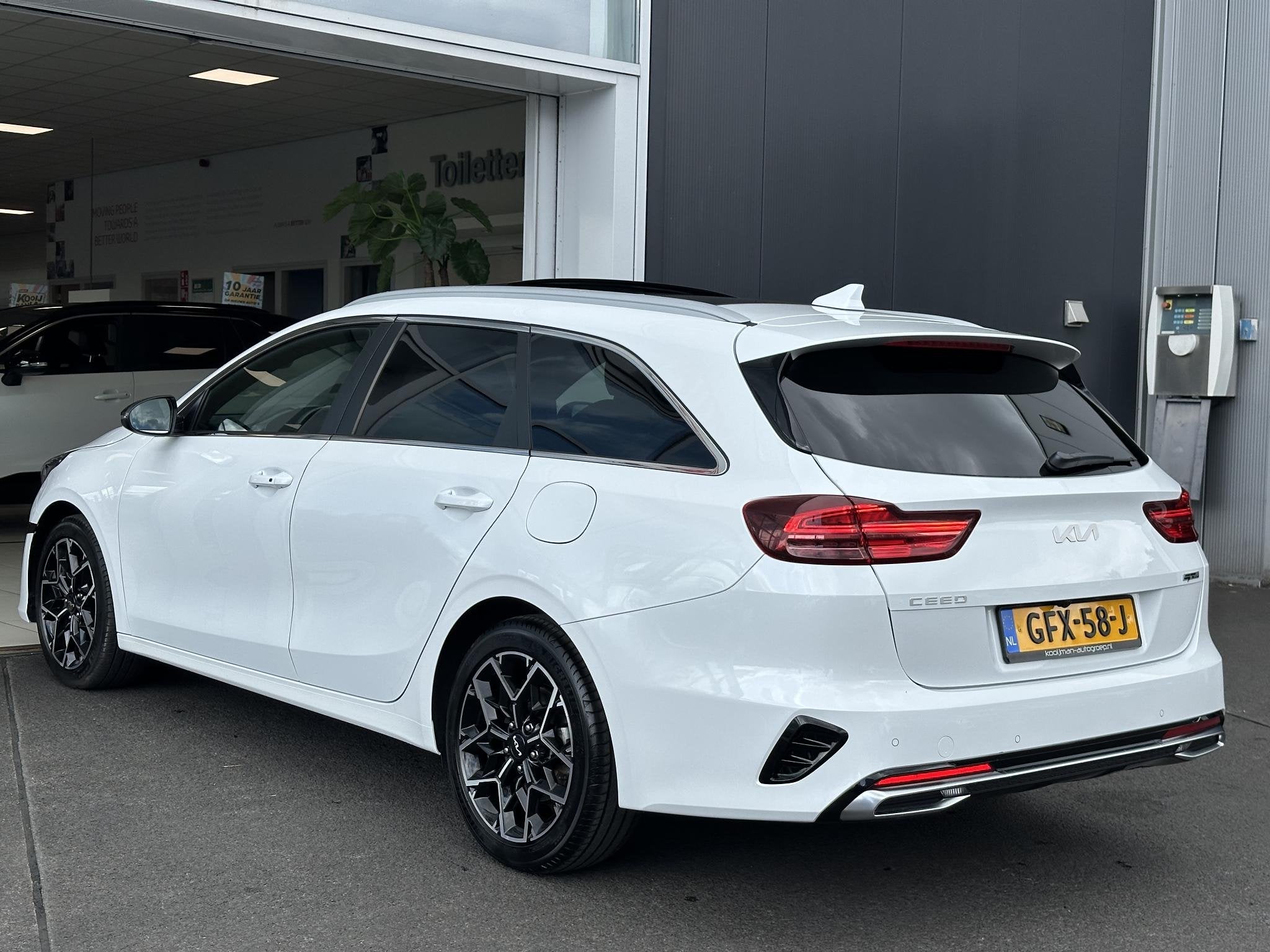 Kia Ceed Sportswagon 1.5 T-GDi GT-Line Apple Carplay/Android, Auto's, Gebruikt, Euro 6, 610 kg, Wit